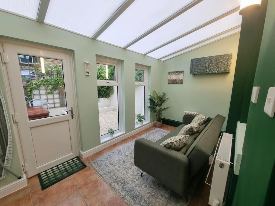 Centre Terraced Gem
